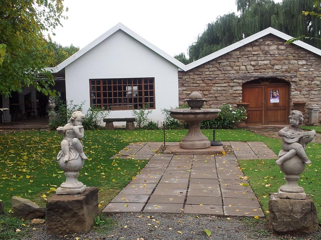 La Riviera Boutique Guesthouse & Spa Aliwal North Extérieur photo