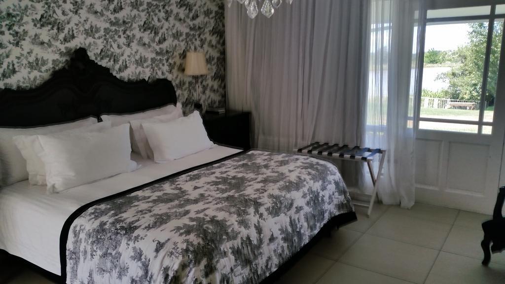 La Riviera Boutique Guesthouse & Spa Aliwal North Chambre photo